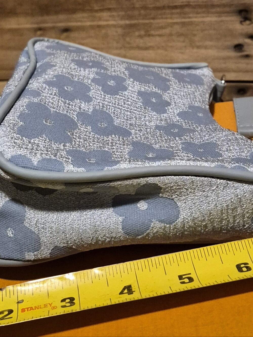 YNS Generic Light Blue Floral Chain Crossbody Bag - Picture 4 of 5